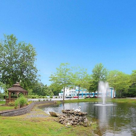 Econo Lodge Inn & Suites Old Saybrook - Westbrook Екстериор снимка
