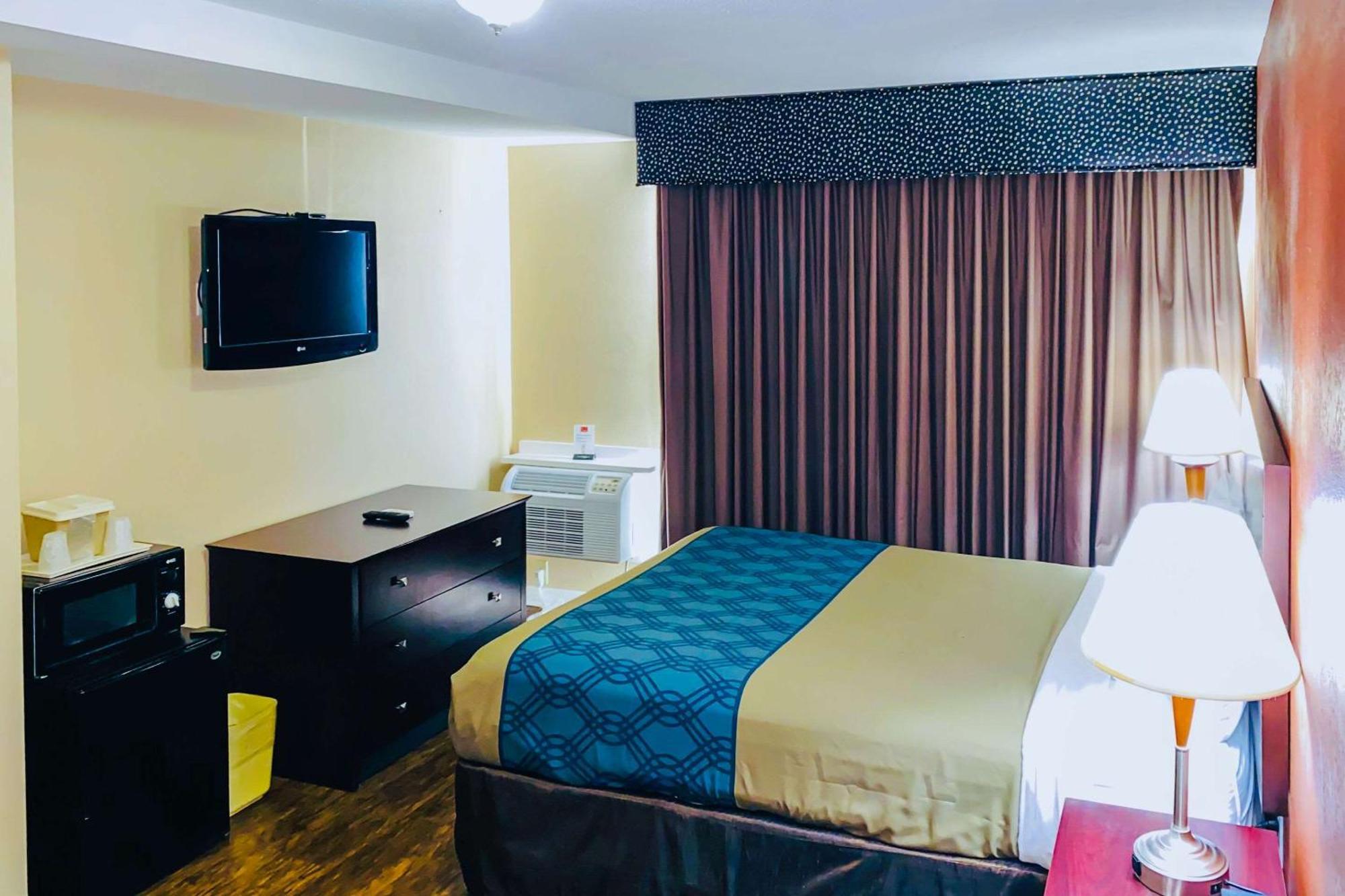 Econo Lodge Inn & Suites Old Saybrook - Westbrook Екстериор снимка