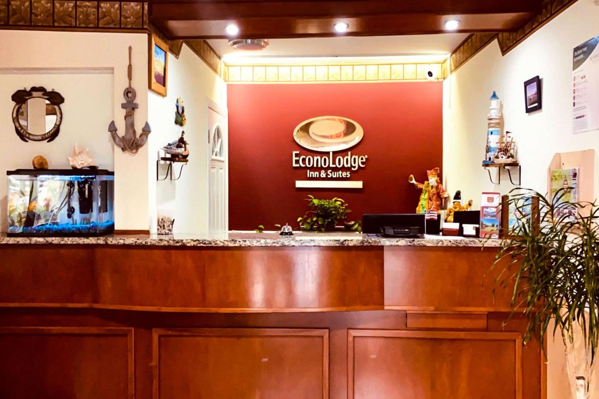 Econo Lodge Inn & Suites Old Saybrook - Westbrook Екстериор снимка