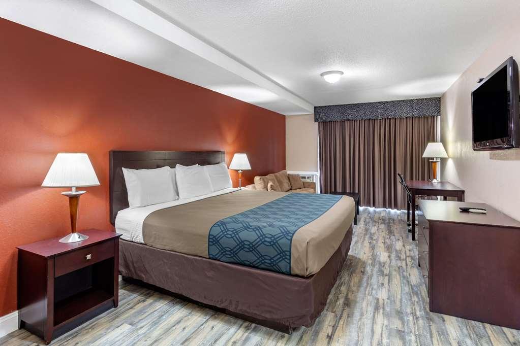 Econo Lodge Inn & Suites Old Saybrook - Westbrook Стая снимка